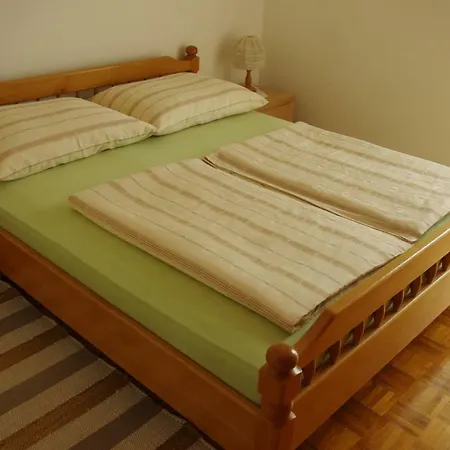 Domy Apartment *