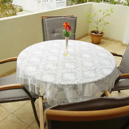 Domy Apartment *